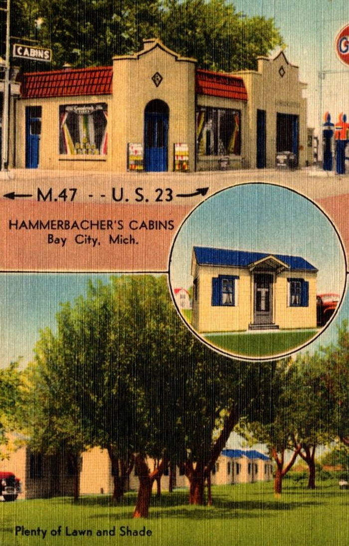Pauls Motel of Bay City (Hammerbachers Motel) - Vintage Postcard Of Cabins